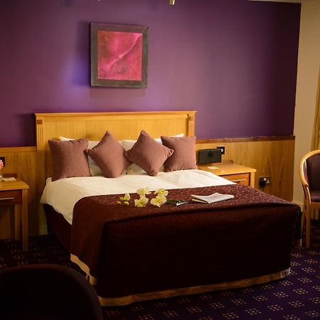 Bush Hotel County Leitrim Exterior photo