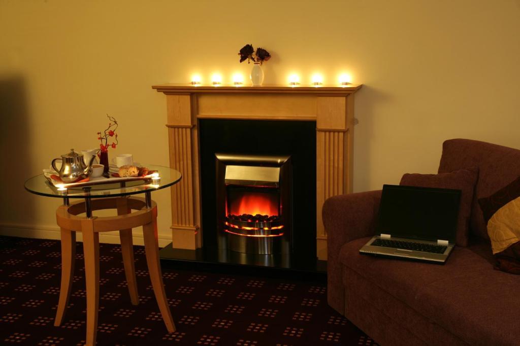 Bush Hotel County Leitrim Exterior photo